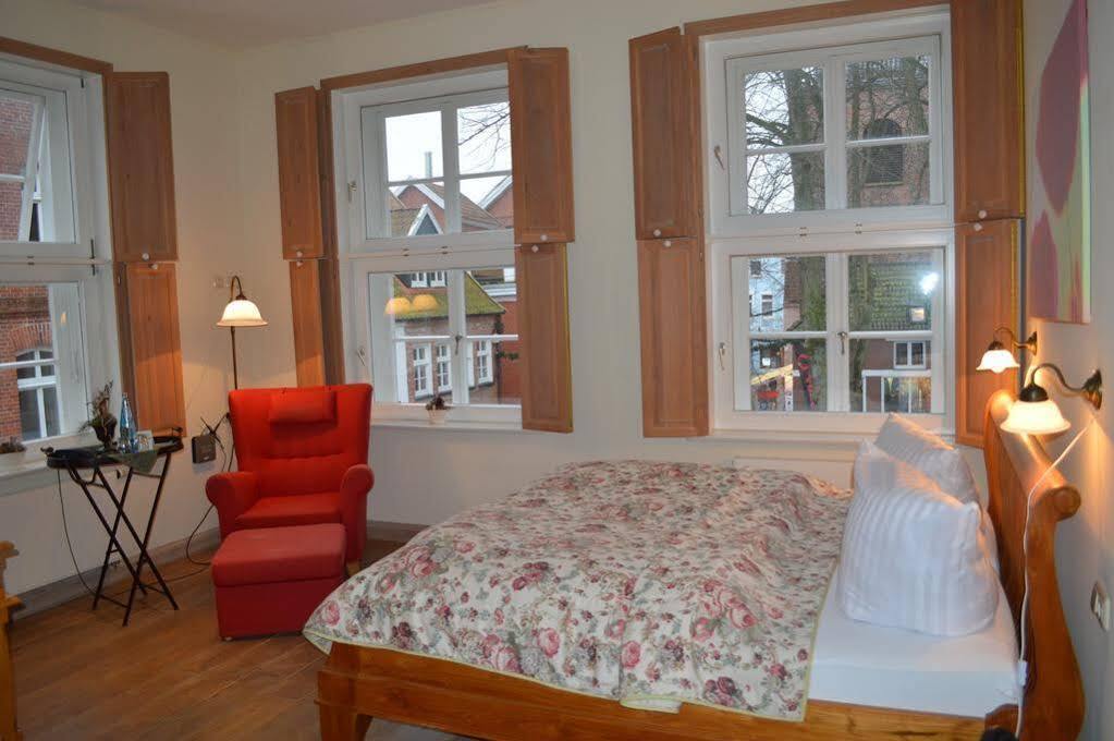 Altstadthotel Twardokus Aurich Extérieur photo